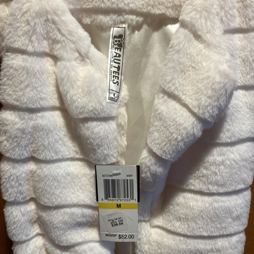 NWT Beauties girls medium ivory faux fur vest with belt + leggings girls Med - Picture 2 of 6